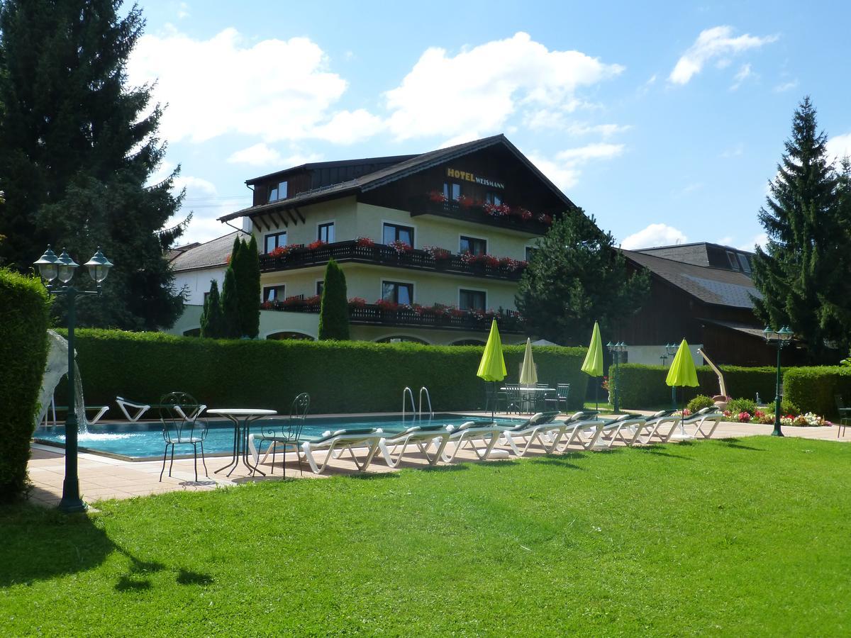 Hotel Weismann Занкт-Ґеорґен-ім-Аттерґау Екстер'єр фото